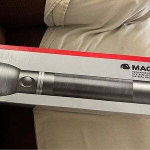 Mag-Lite Rechargeable System NIB